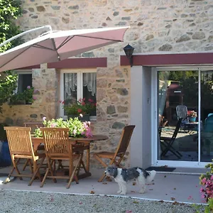 Maison Au Calme Dans Un Endroit De Verdure Saint-Clet